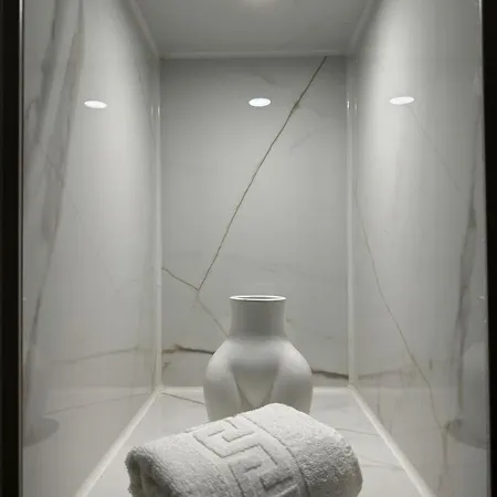 San Barbis Apartment *
