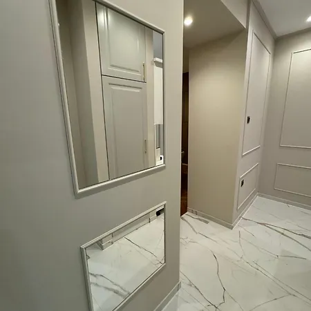 アパート San Barbis リエカ